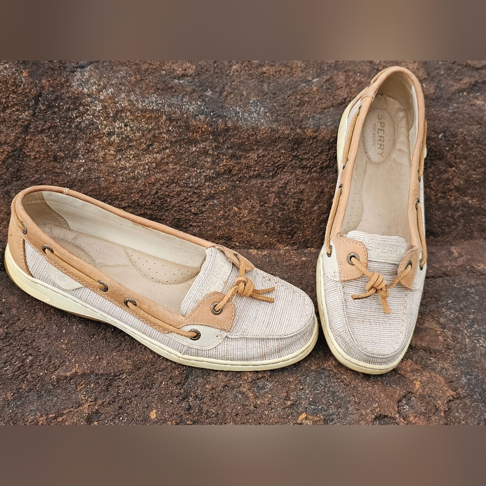 Sperry Beige and Cream Boat Shoes Loafers 8.5 M